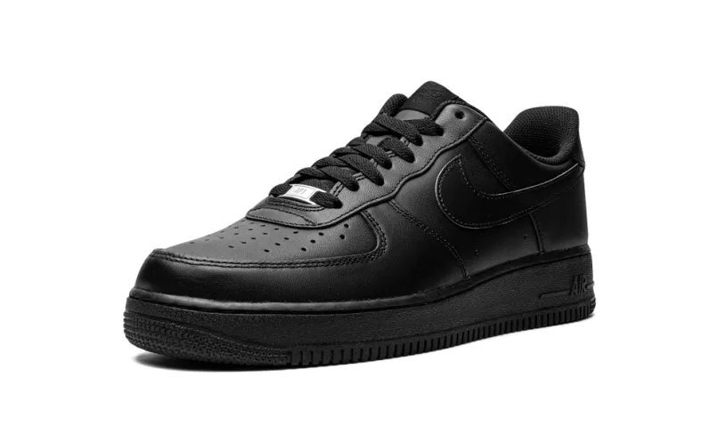 Nike Lifestyle Air Force 1 Low '07 'Triple Black'